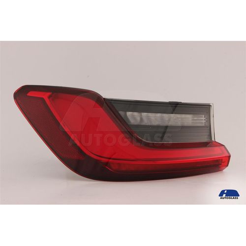 Lanterna-Lateral-Traseira-BMW-Serie-3-4-Portas-2019-a-2024-Esquerdo-Motorista-Fume-Hella---2367589