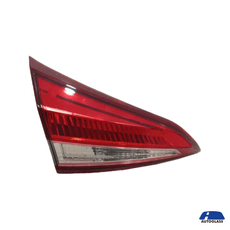 lanterna-mala-traseira-toyota-yaris-2018-a-2023-direito-passageiro-bicolor-genuino---1382689