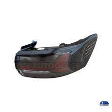 Lanterna-Lateral-Traseira-Virtus-Exclusive-4-Portas-2023-a-2025-Direito-Passageiro-Fume-Genuino---2